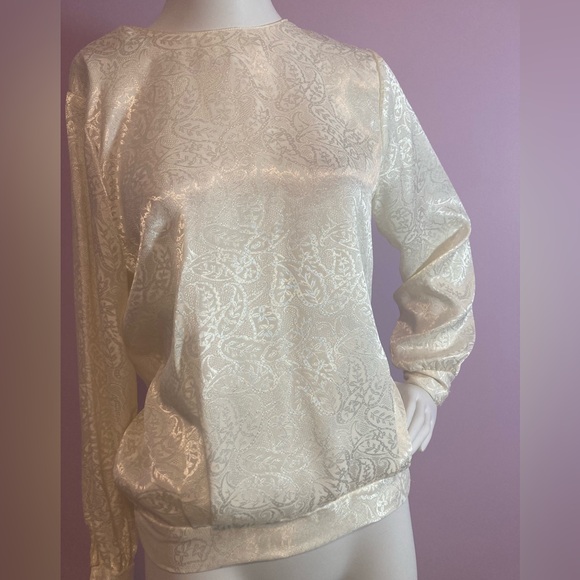 Tops - Shiny elastic banded top